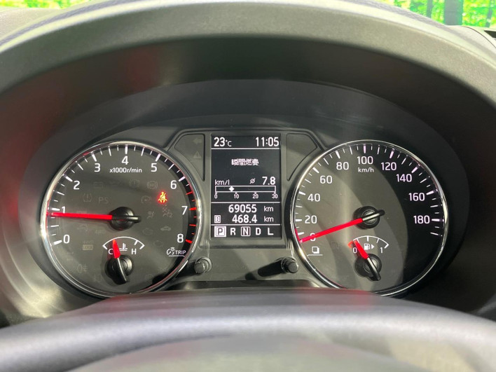 2013 Nissan X-Trail DBA-NT31 (UW-6a223f5861abb)[8]