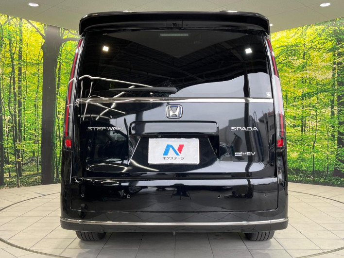 2023 Honda Step Wagon 6AA-RP8 (UW-6a223f636c42e)[17]