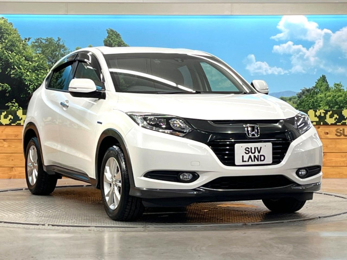 2016 Honda VEZEL DAA-RU3 (UW-6a223f655ae31)[19]