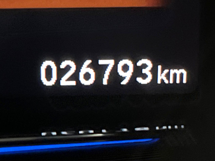 2016 Honda VEZEL DAA-RU3 (UW-6a223f655ae31)[2]