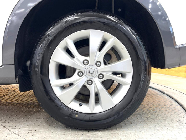2016 Honda VEZEL DAA-RU3 (UW-6a223f655ae31)[28]