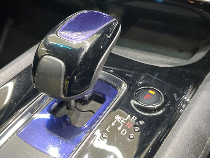 2017 Honda VEZEL DAA-RU3 (UW-6a223f65ab2c3)[27]