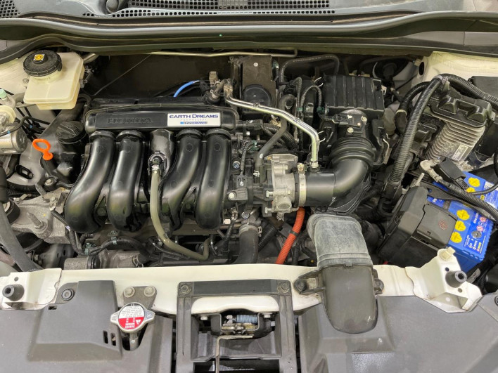 2017 Honda VEZEL DAA-RU3 (UW-6a223f65ab2c3)[4]