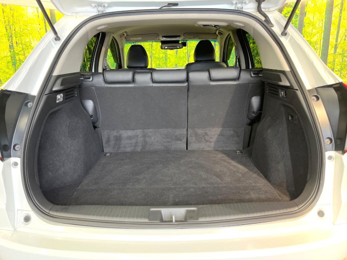 2017 Honda VEZEL DAA-RU3 (UW-6a223f65e72ad)[22]