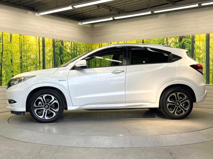 2017 Honda VEZEL DAA-RU3 (UW-6a223f65e72ad)[8]