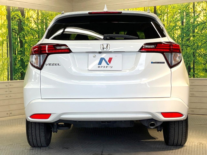 2017 Honda VEZEL DAA-RU3 (UW-6a223f65e72ad)[15]