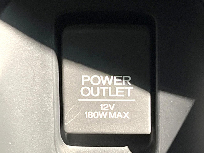 2017 Honda VEZEL DAA-RU3 (UW-6a223f65e72ad)[28]