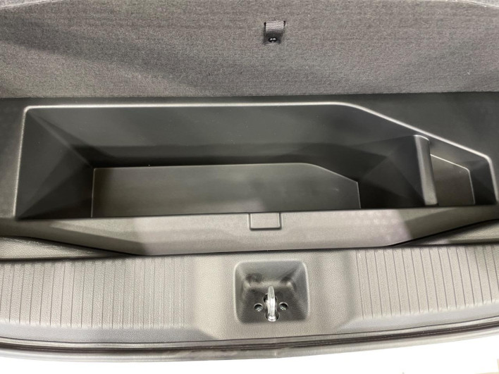 2024 Honda VEZEL 6AA-RV5 (UW-6a223f6e4226c)[28]
