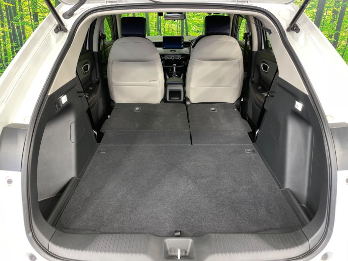 2024 Honda VEZEL 6AA-RV5 (UW-6a223f6e4226c)[27]