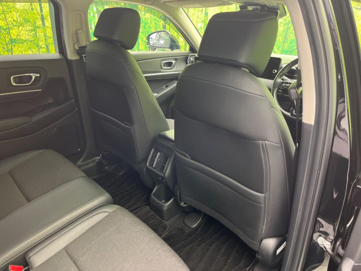 2024 Honda VEZEL 6AA-RV5 (UW-6a223f6f8e3b7)[26]