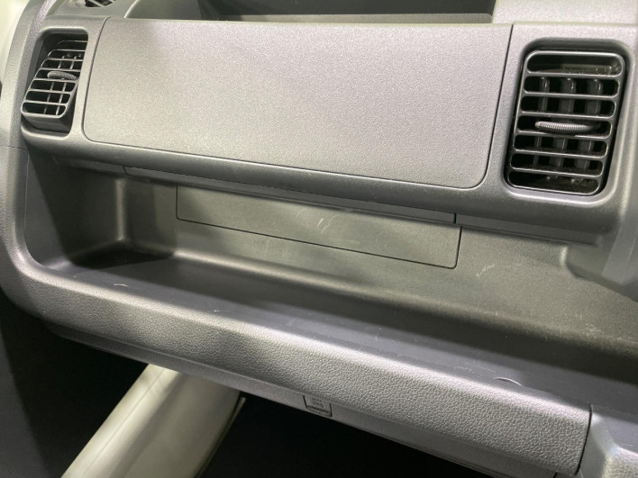 2018 Daihatsu Hiace Truck EBD-S510P (UW-6a223f75f29ea)[28]