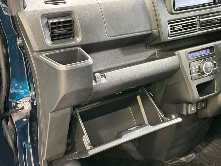 2022 Daihatsu Atrai 3BD-S700V (UW-6a223f78257da)[22]