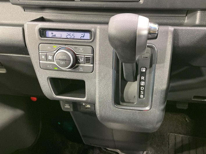 2022 Daihatsu Atrai 3BD-S700V (UW-6a223f78257da)[9]