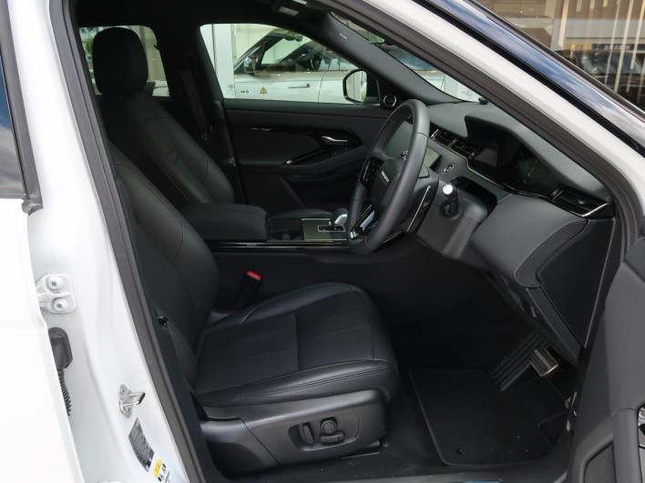 2024 Land Rover Range Rover Evoque 3CA-LZ2NB (UW-6a223f7b82a22)[29]