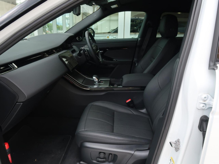 2024 Land Rover Range Rover Evoque 3CA-LZ2NB (UW-6a223f7b82a22)[16]