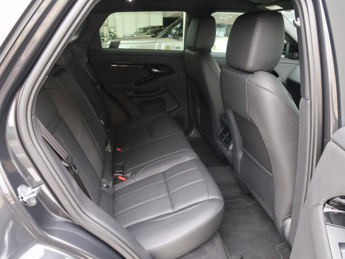 2024 Land Rover Range Rover Evoque 3CA-LZ2NB (UW-6a223f7b86554)[27]