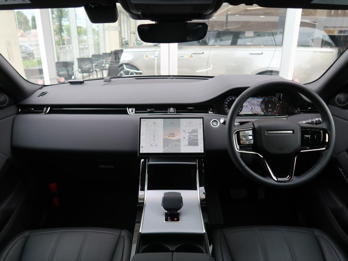 2024 Land Rover Range Rover Evoque 3CA-LZ2NB (UW-6a223f7b86554)[24]