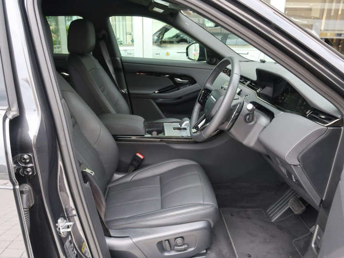 2024 Land Rover Range Rover Evoque 3CA-LZ2NB (UW-6a223f7b86554)[29]