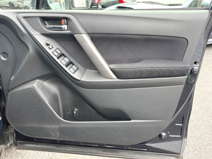 2013 Subaru Forester DBA-SJ5 (UW-6a223f7c4cc31)[22]