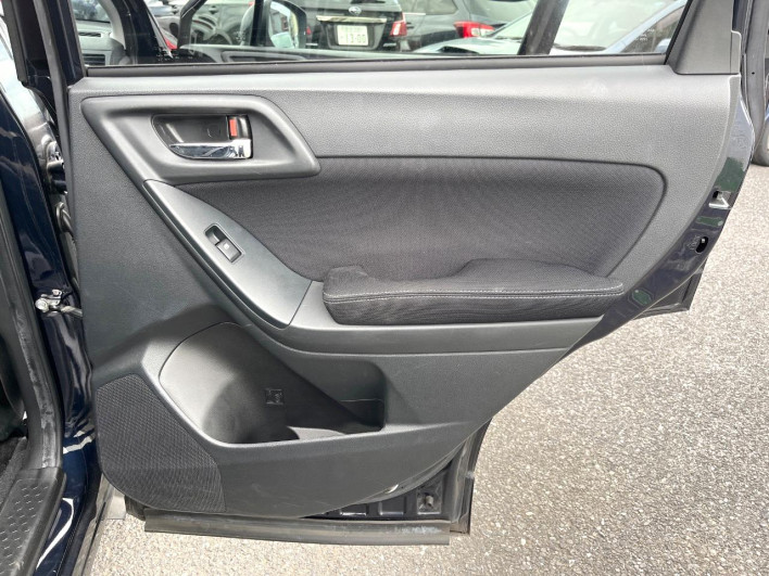 2013 Subaru Forester DBA-SJ5 (UW-6a223f7c4cc31)[24]