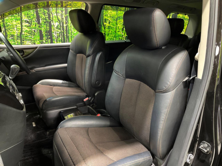 2012 Nissan Elgrand DBA-TE52 (UW-6a223f8559a76)[18]