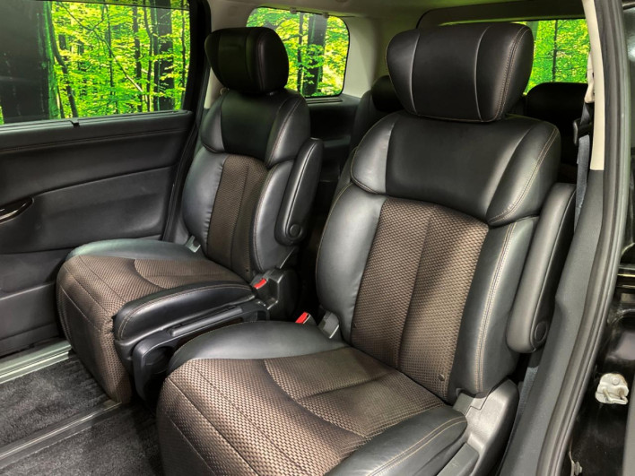 2012 Nissan Elgrand DBA-TE52 (UW-6a223f8559a76)[17]