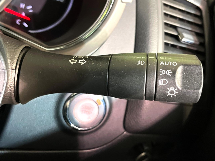 2014 Nissan Murano CBA-TNZ51 (UW-6a223f868c09d)[28]