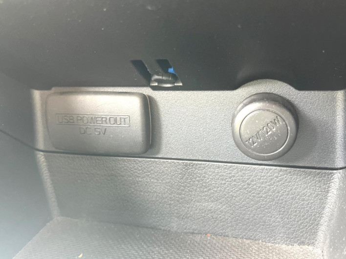 2016 Subaru Levorg DBA-VM4 (UW-6a223f9196b75)[27]