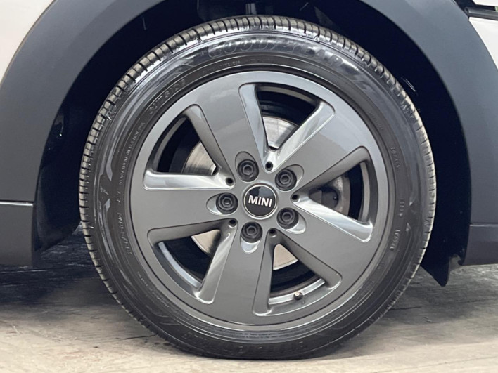 2021 Rover Mini 3DA-XV15MW (UW-6a223fa135c05)[27]