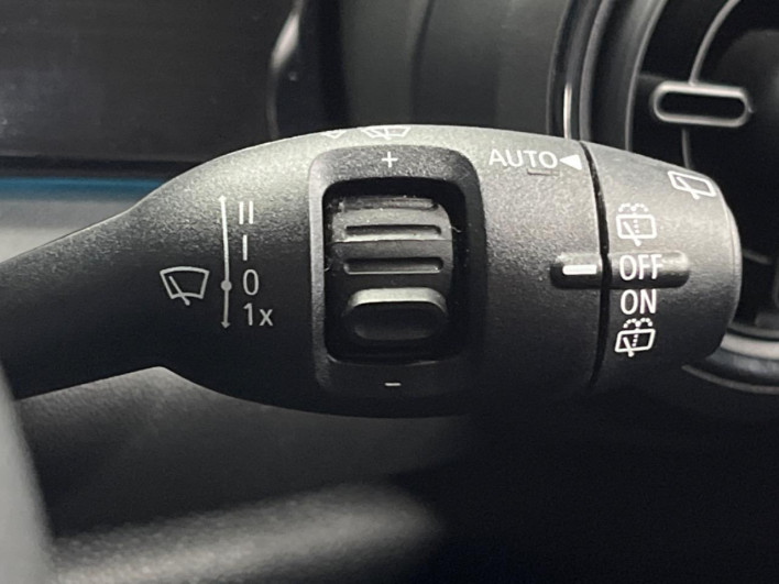 2021 Rover Mini 3DA-XV15MW (UW-6a223fa135c05)[16]