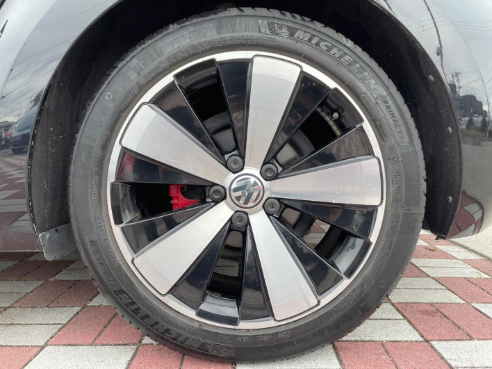 2014 Volkswagen The Beetle ABA-16CPL (UW-6a223fa54587f)[17]