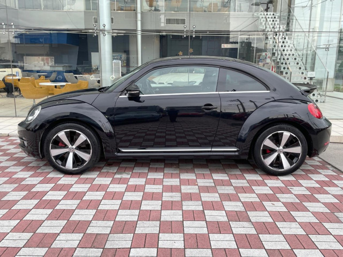 2014 Volkswagen The Beetle ABA-16CPL (UW-6a223fa54587f)[16]