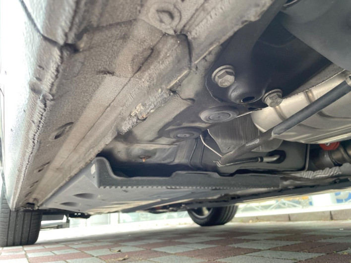 2014 Volkswagen The Beetle ABA-16CPL (UW-6a223fa54587f)[23]