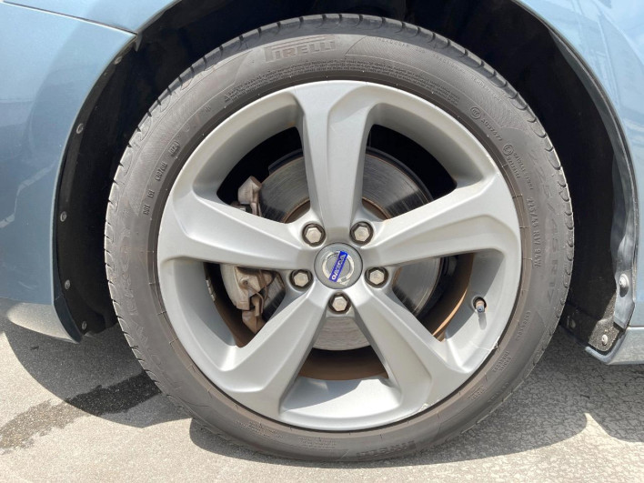 2014 Volvo V40 DBA-MB4164T (UW-6a223fa8172fe)[22]