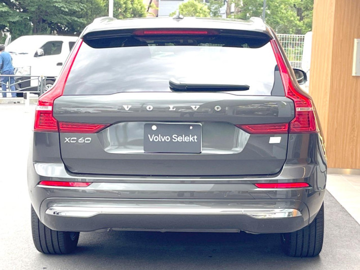 2021 Volvo XC60 5LA-UB420XCPA (UW-6a223faa9a80e)[9]