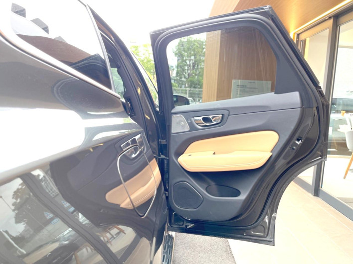 2021 Volvo XC60 5LA-UB420XCPA (UW-6a223faa9a80e)[23]