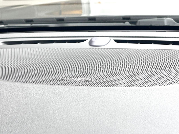 2021 Volvo V60 5AA-ZB420TM (UW-6a223fae2407e)[15]