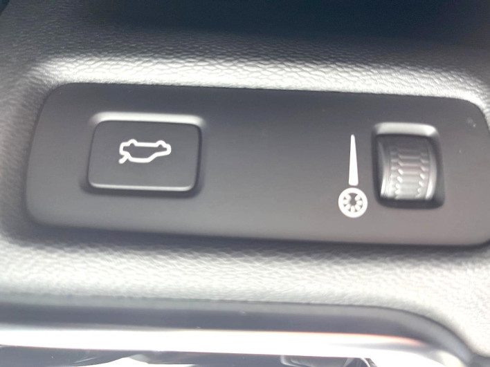 2021 Volvo V60 5AA-ZB420TM (UW-6a223fae2407e)[5]