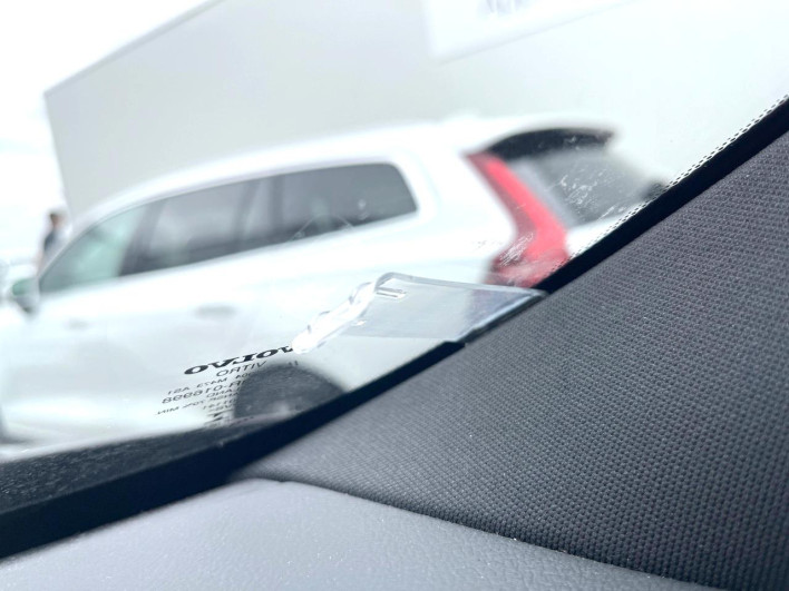2019 Volvo V60 DBA-ZB420 (UW-6a223fae91d9a)[3]