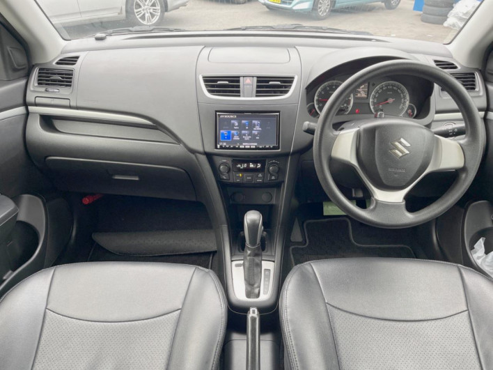 2013 Suzuki Swift DBA-ZC72S (UW-6a223fb245a11)[26]