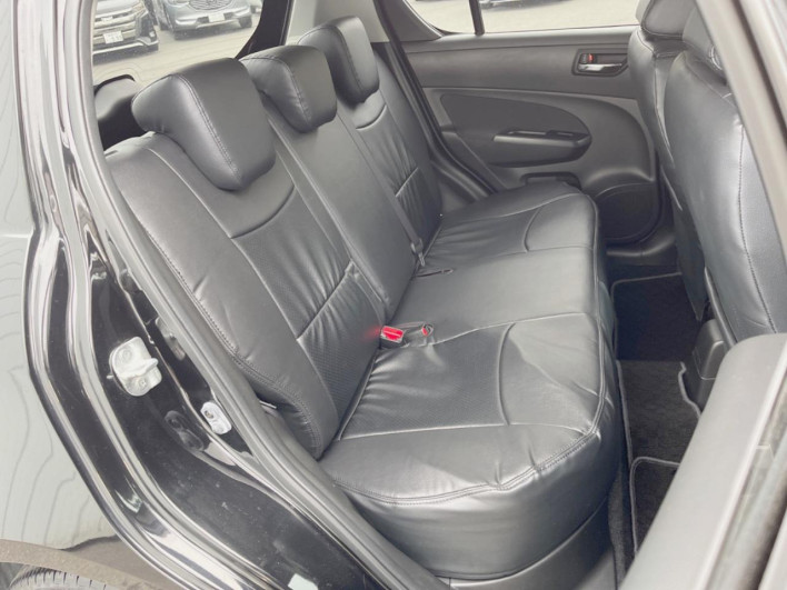 2013 Suzuki Swift DBA-ZC72S (UW-6a223fb245a11)[25]