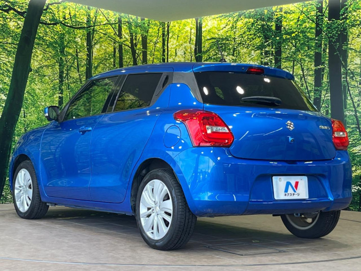 2017 Suzuki Swift DBA-ZC83S (UW-6a223fb3557c2)[13]