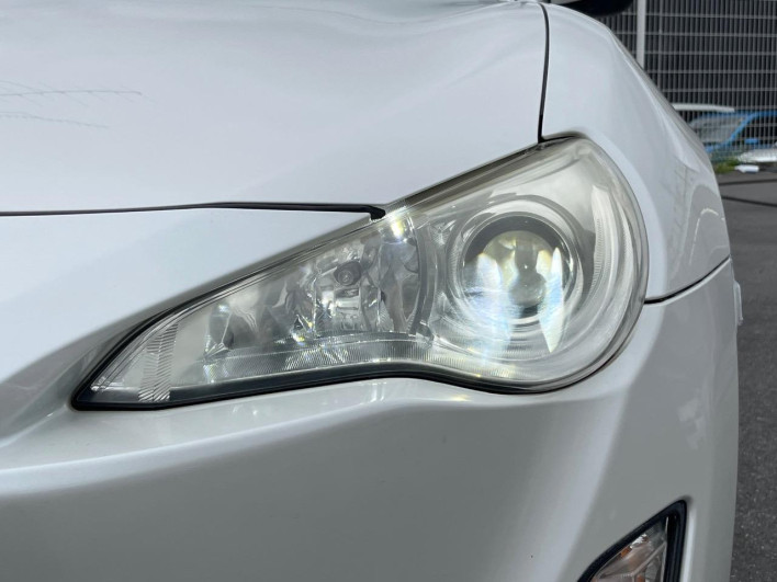 2014 Toyota 86 DBA-ZN6 (UW-6a223fb666f5d)[14]