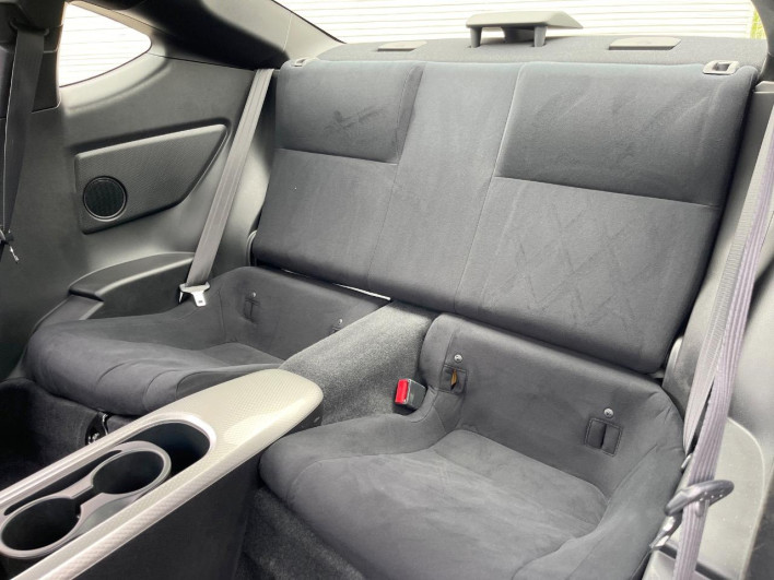 2014 Toyota 86 DBA-ZN6 (UW-6a223fb666f5d)[28]