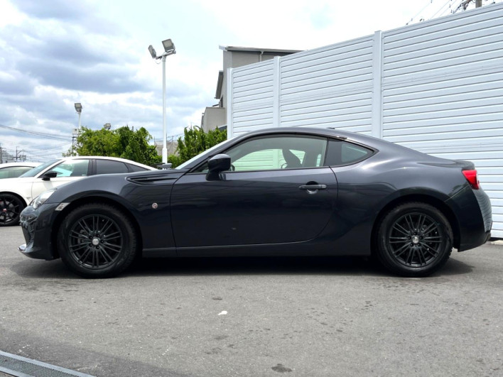 2017 Toyota 86 DBA-ZN6 (UW-6a223fb693f50)[17]