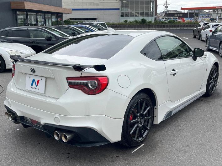 2018 Toyota 86 DBA-ZN6 (UW-6a223fb699051)[20]