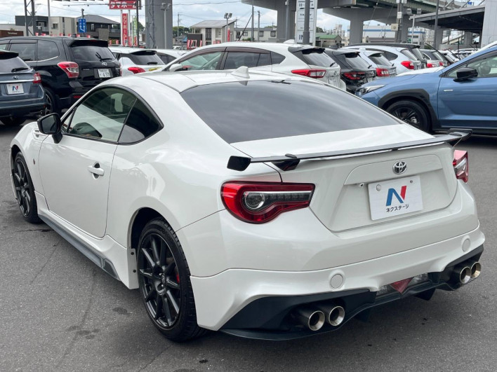 2018 Toyota 86 DBA-ZN6 (UW-6a223fb699051)[22]