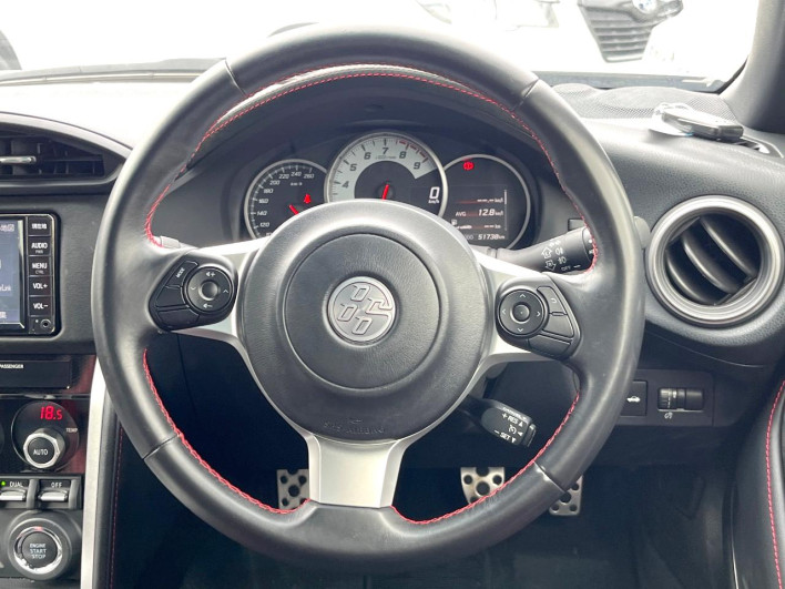 2020 Toyota 86 4BA-ZN6 (UW-6a223fb6d6735)[21]