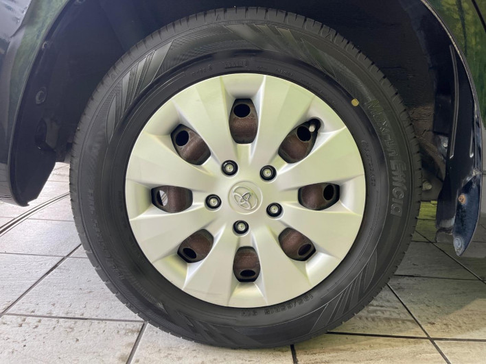 2013 Toyota Noah DBA-ZRR70G (UW-6a223fbabcfba)[21]