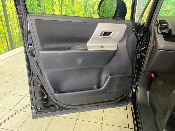 2013 Toyota Noah DBA-ZRR70G (UW-6a223fbabcfba)[10]